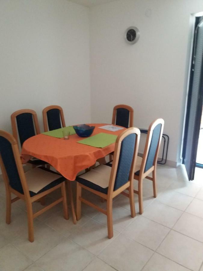 Apartman Koren Malinska Bagian luar foto